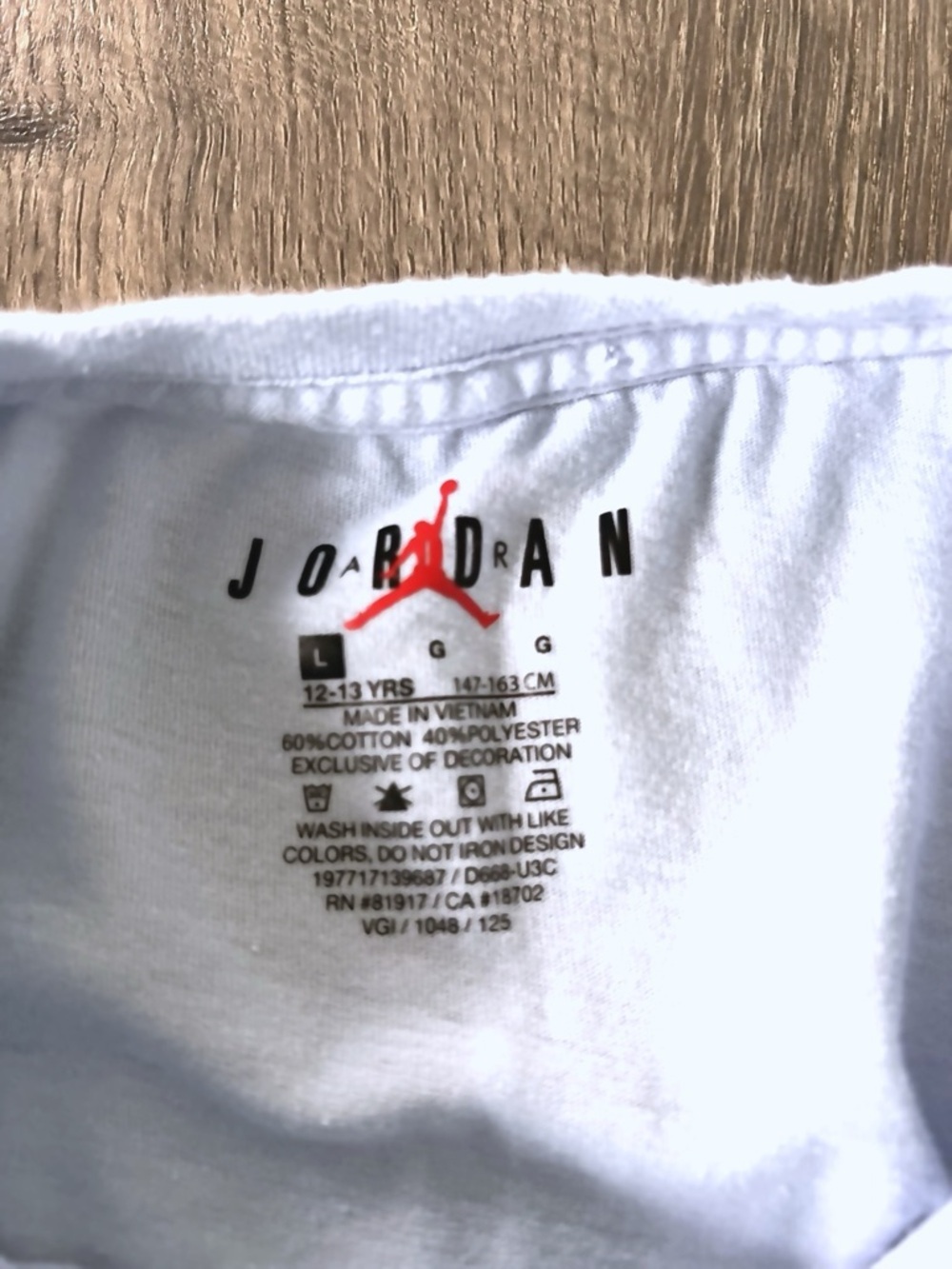 Nike Air Jordan Youth Long Sleeve Shirt Light Blue Large 12-13 Jumpman Athletic - Picture 3 of 3